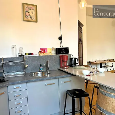 La Porte Magenta - Plein Centre - Laconciergerie *