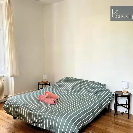 La Porte Magenta - Plein Centre - Laconciergerie *