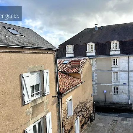 La Porte Magenta - Plein Centre - Laconciergerie