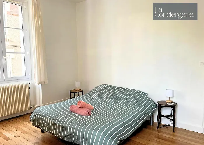 La Porte Magenta - Plein Centre - Laconciergerie *