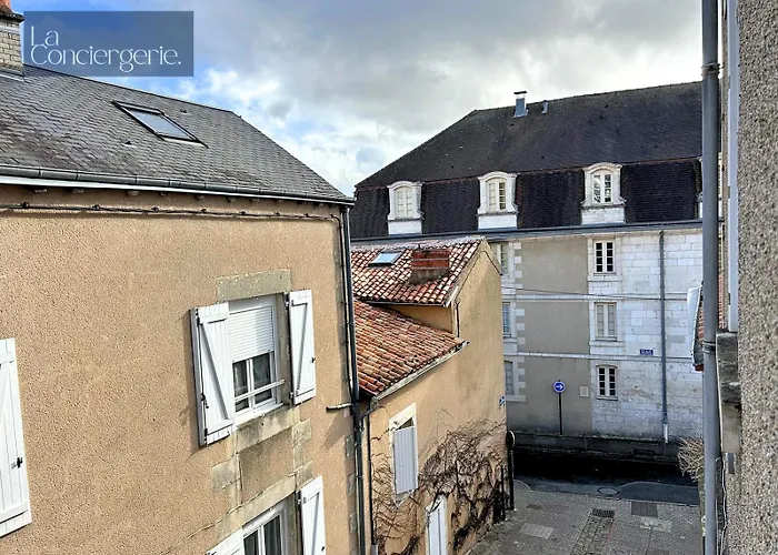 La Porte Magenta - Plein Centre - Laconciergerie